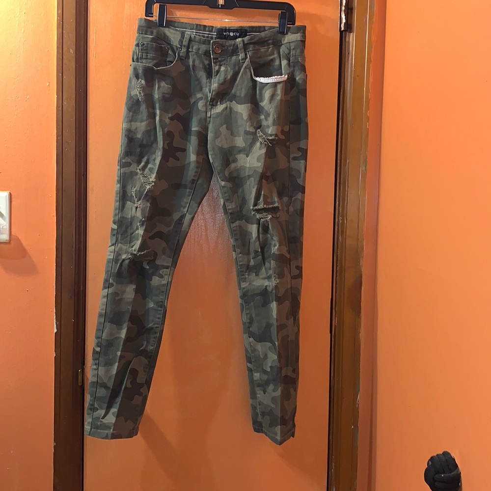 *2for$15*SALE WTO02 Distressed Green camouflage Jeans women size 32x30